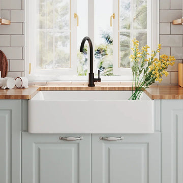 DeerValley Bath DeerValley DV-1K119 Feast 33" L x 20" W Ceramic Farmhouse Kitchen Sink Kitchen Sink