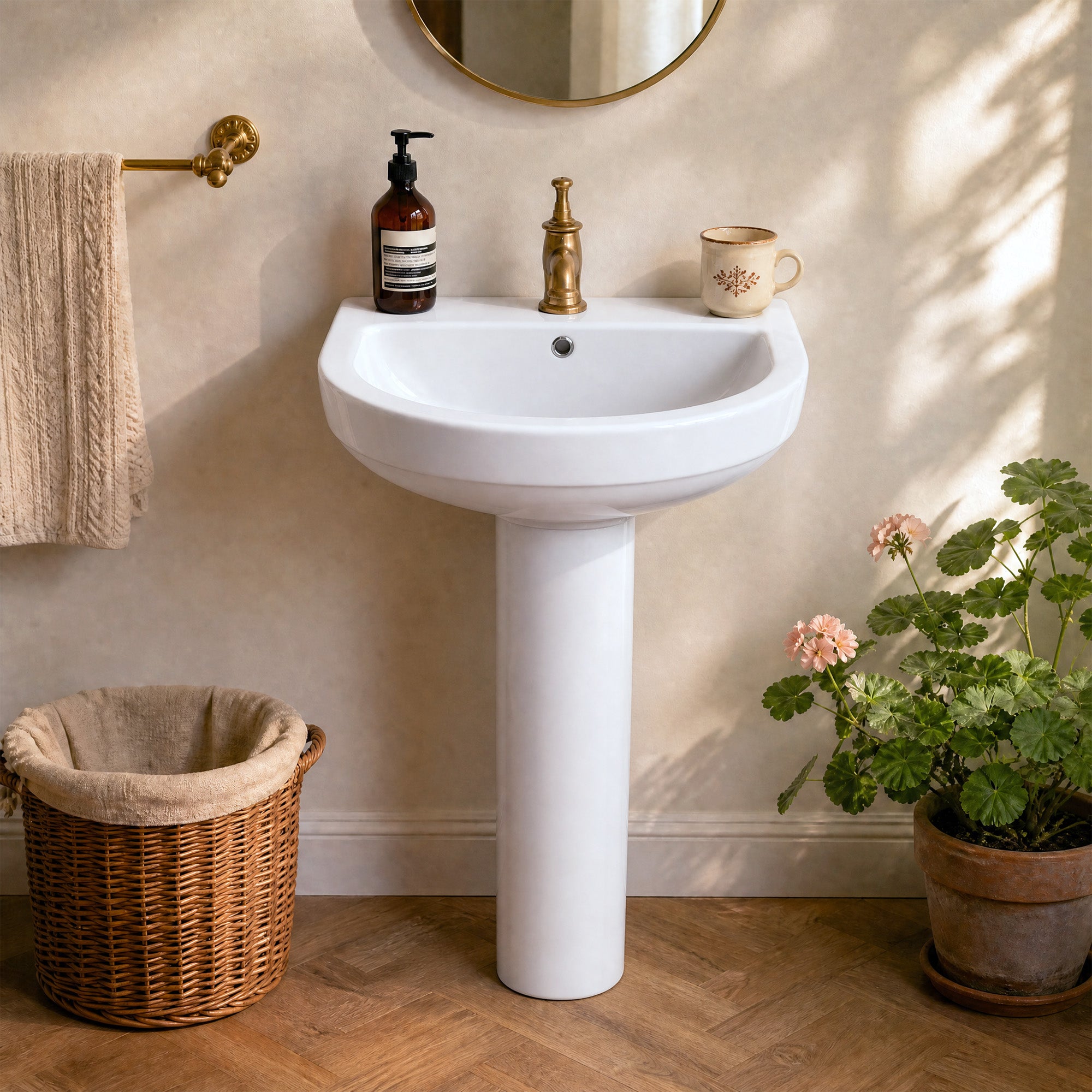 DeerValley DV-1P535 Pedestal Combo Sink – Compact with Overflow & 4-in Faucet Fit