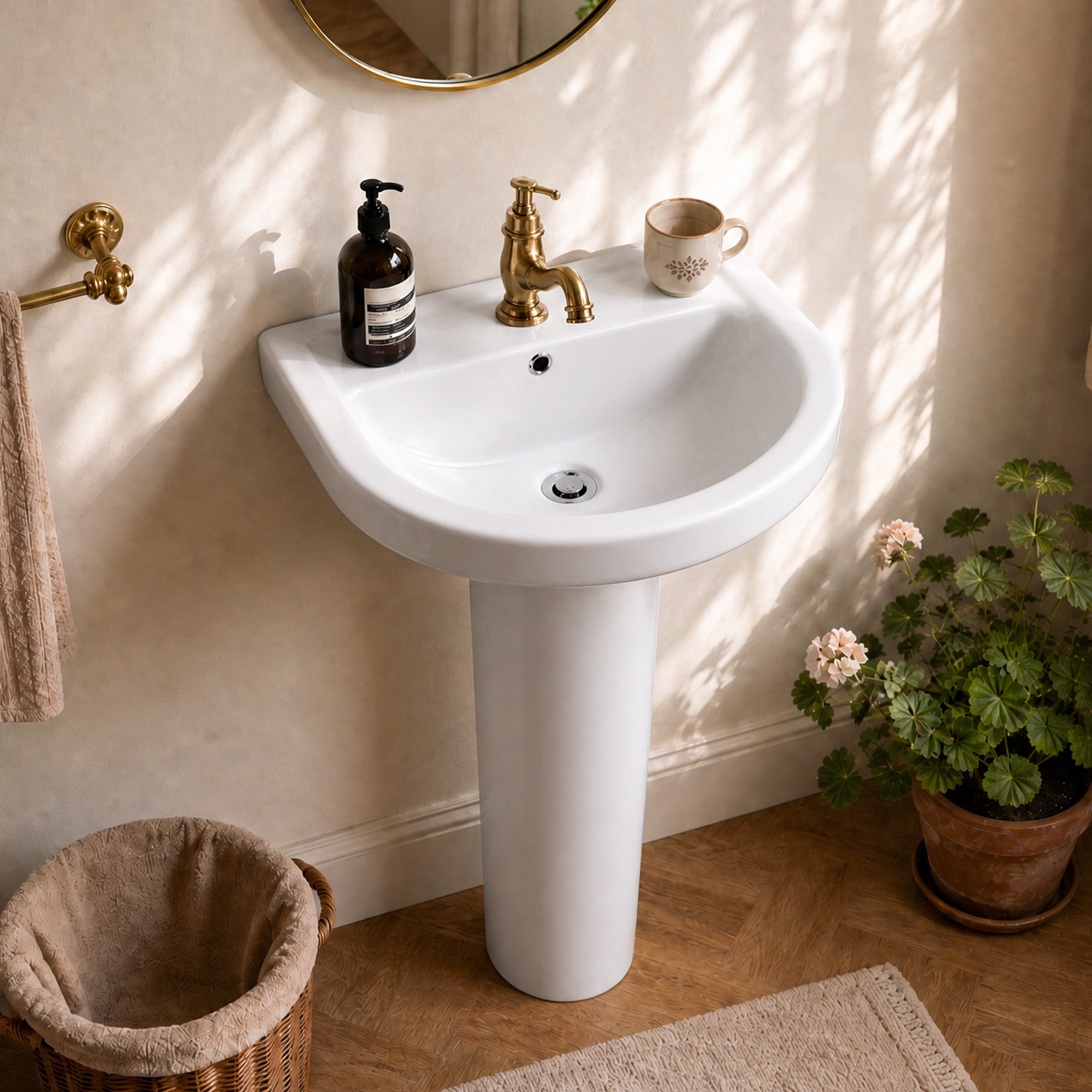 DeerValley DV-1P535 Pedestal Combo Sink – Compact with Overflow & 4-in Faucet Fit